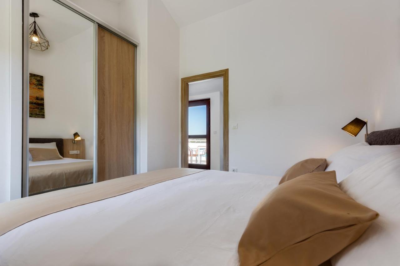 Apartments Jezera Lovisca المظهر الخارجي الصورة